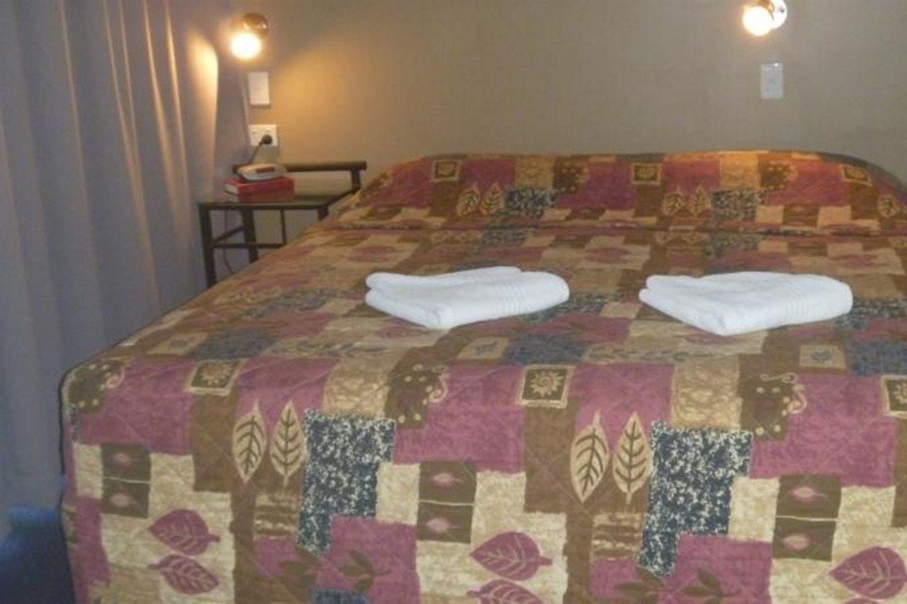 Mid City Motor Inn Mackay Extérieur photo